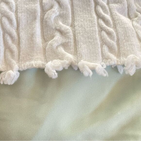 Superdown Adelita Crop Sweater Ivory white raw edge pullover top Revolve S NWT - Picture 9 of 12